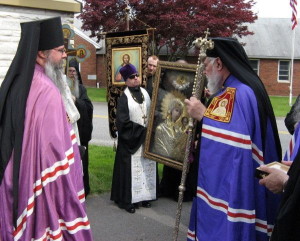 The Sitka Icon of the Mother of God arrives at St. Tikhon's Monastery